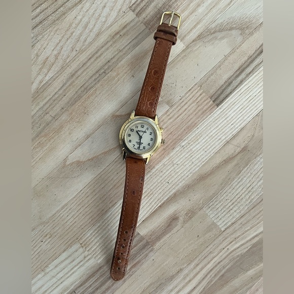 Unitron UniGlow Ladies Watch Leather Strap Light Gold Tone Dial Gold Case - Picture 4 of 10